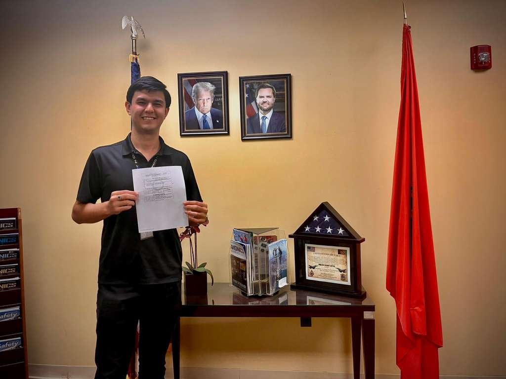 Azimjon Sobirov FAA Gold Seal Flight Instructor at Pelican Flight Training